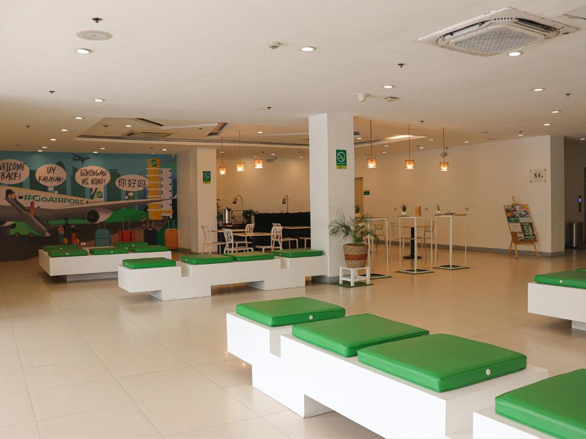 Go Hotels Manila Airport Road Paranaque City Exterior foto