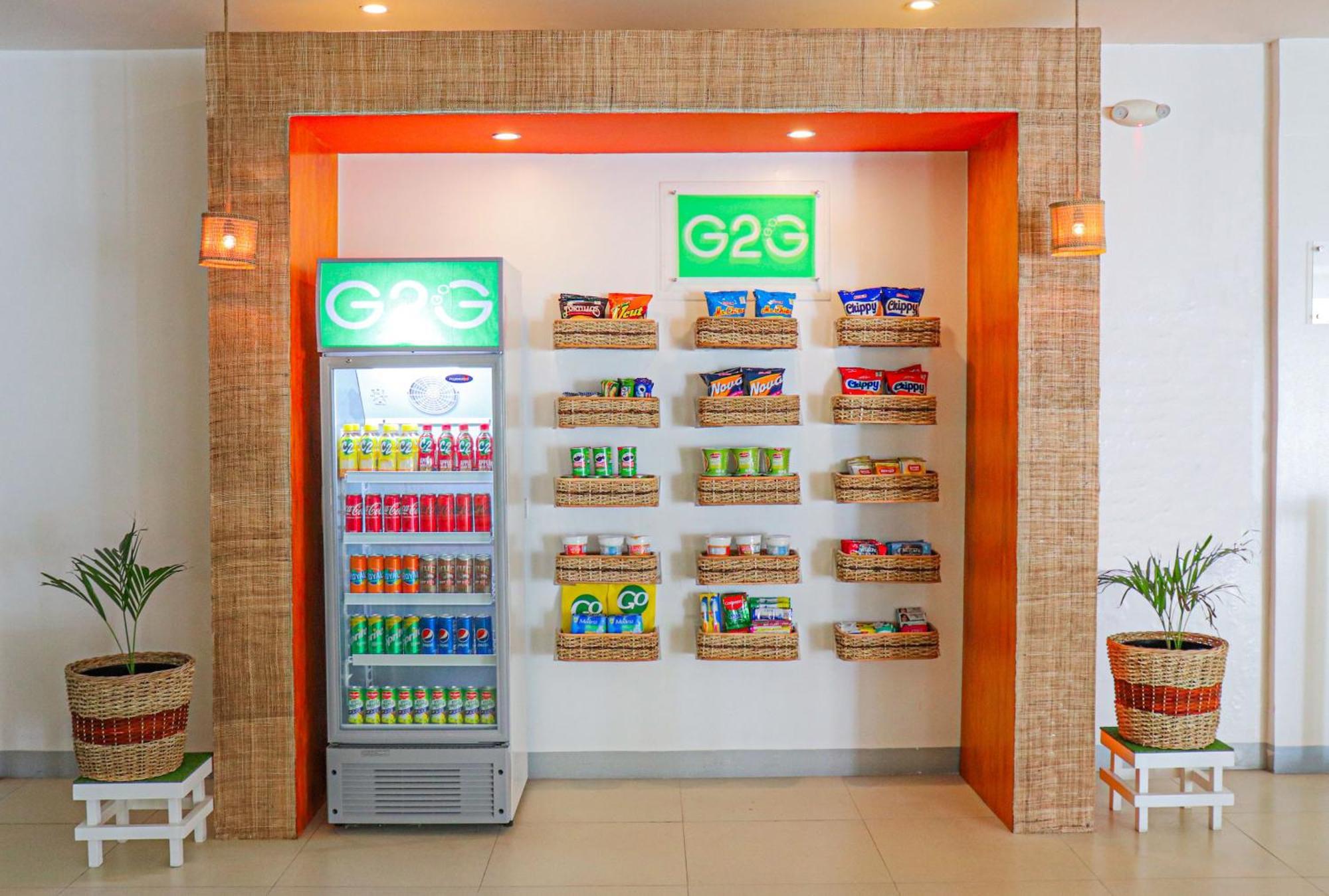 Go Hotels Manila Airport Road Paranaque City Exterior foto