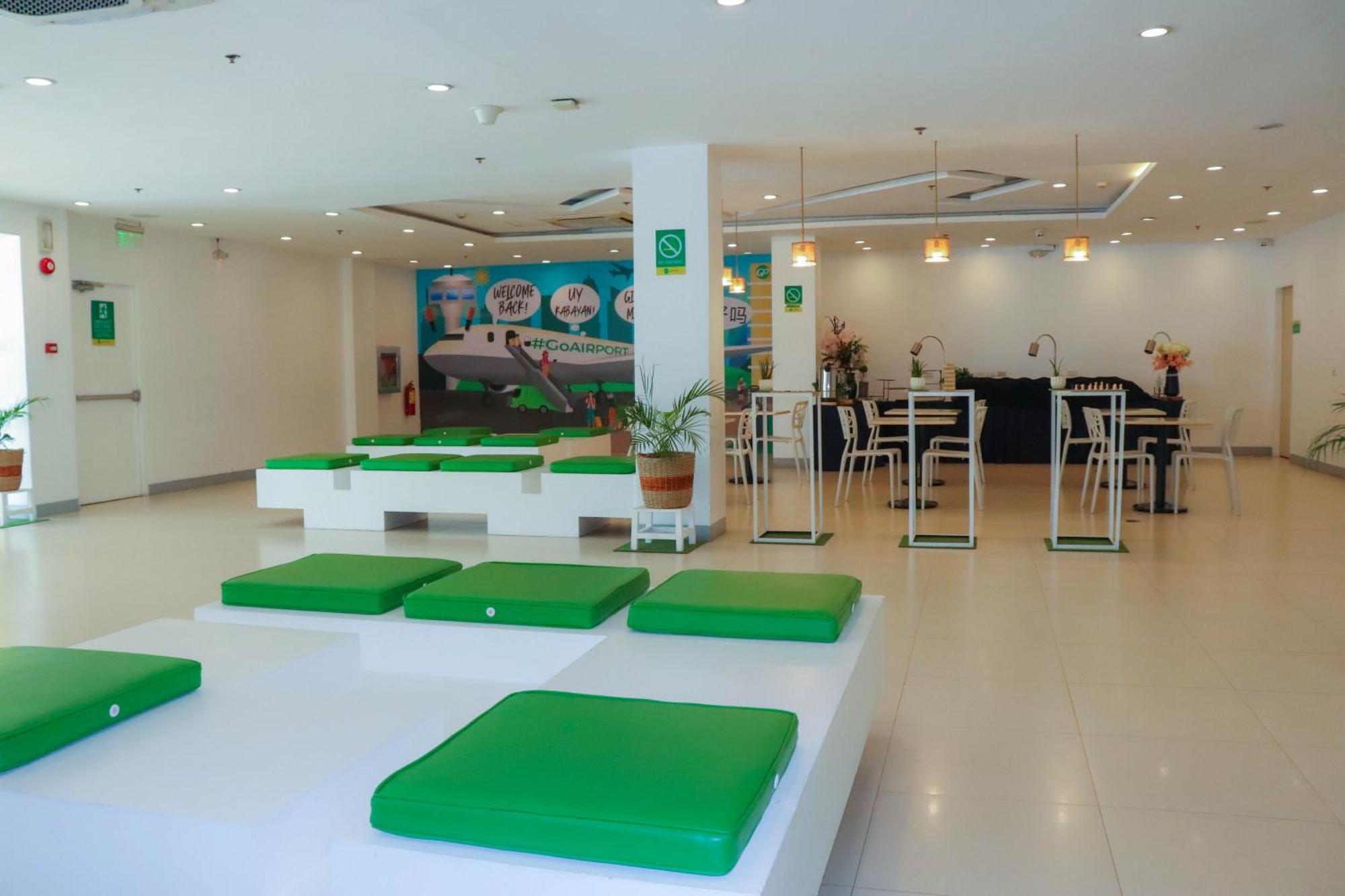 Go Hotels Manila Airport Road Paranaque City Exterior foto